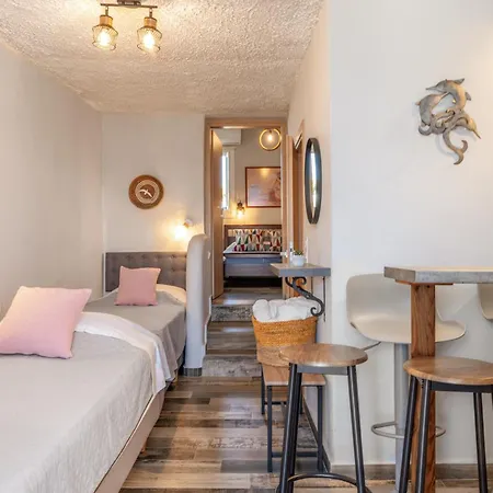 度假居 Porto Galini Tinos Triantaros 104 圣约阿尼斯